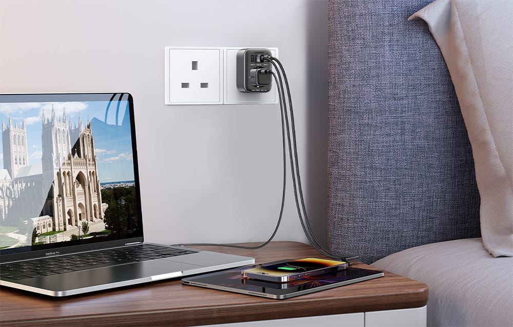 15261 / UGREEN - Outlet Extender Converter (1 AC Outlets+ 30W 2A1C) UK Socket and EU Plug - متجر نصر