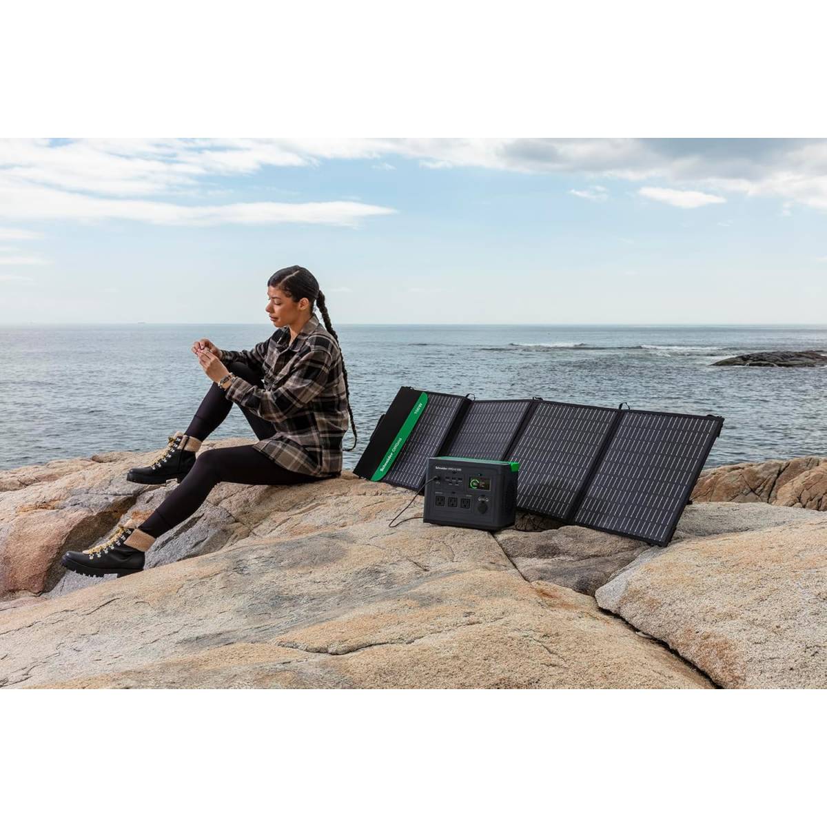 Schneider OffGrid Portable Solar Panel, 100W - متجر نصر