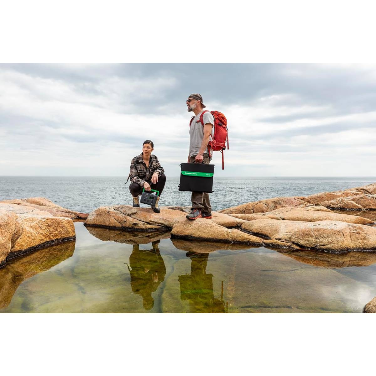 Schneider OffGrid Portable Solar Panel, 100W - متجر نصر